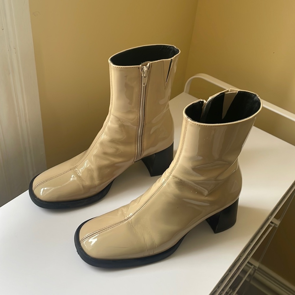 Miista Franny Patent Leather ankle boots E8